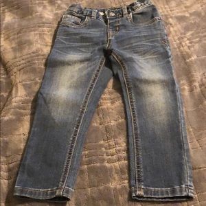 4 Toddler jeans (skinny) 3T